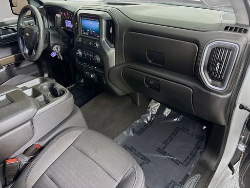 Used 2020 Chevrolet Silverado 1500 LT image 28