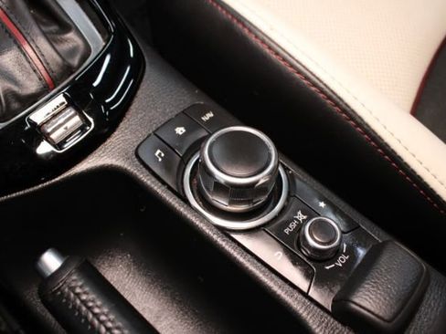 Used 2016 MAZDA CX-3 Grand Touring image 15