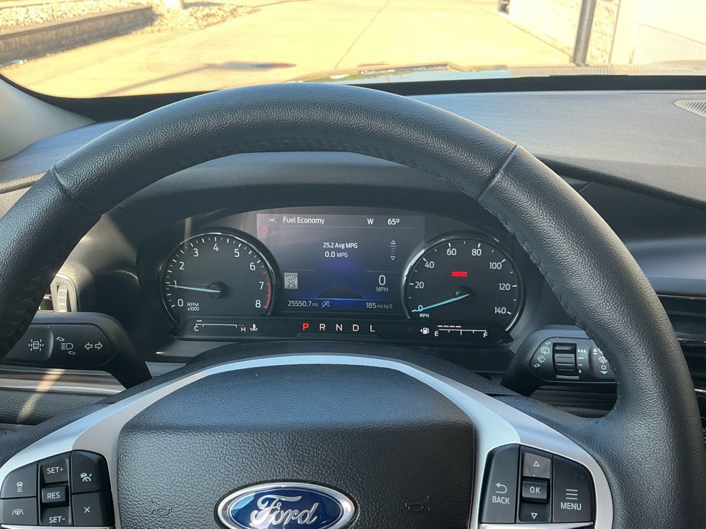 Used 2023 Ford Explorer Limited w/ Limited Technology Package AWD/4WD image 13