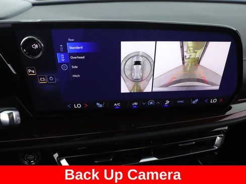Used 2026 Chevrolet Traverse Z71 AWD/4WD image 24