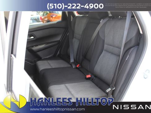 Used 2025 Nissan Rogue SV AWD/4WD image 16