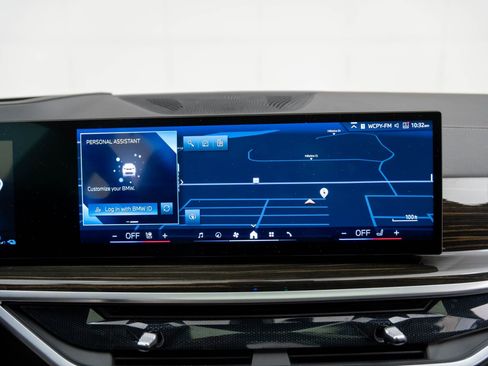 Certified 2024 BMW X5 xDrive50e w/ Executive Package image 25