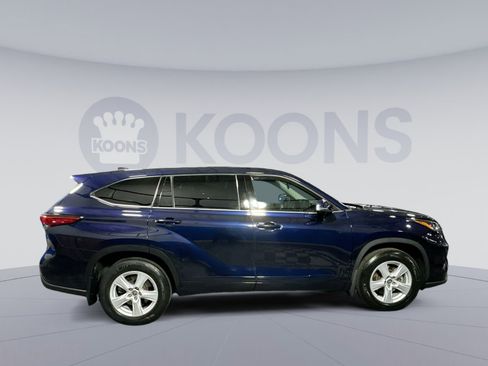 Used 2022 Toyota Highlander L image 8