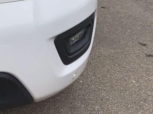 Used 2020 Ford Transit 350 XLT image 10