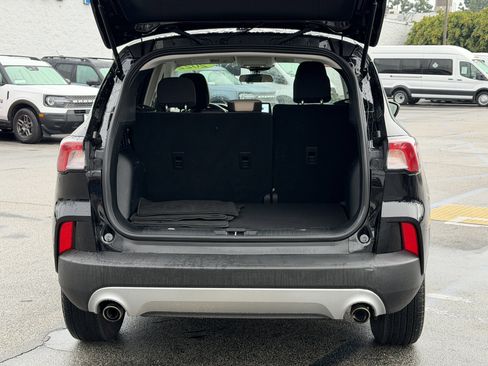 Certified 2022 Ford Escape SE image 10