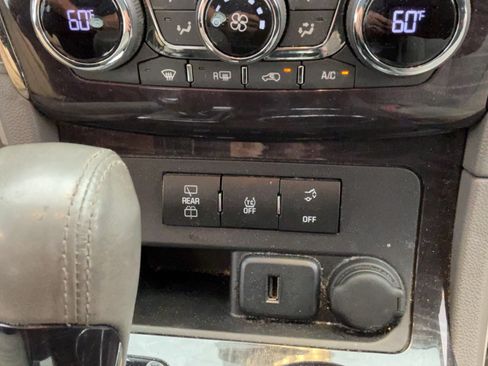 Used 2016 Buick Enclave Convenience FWD image 18