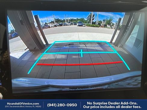 Used 2020 Toyota Corolla SE FWD image 3
