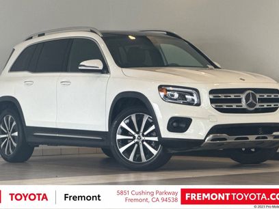 Used 2022 Mercedes-Benz GLB 250 w/ Premium Package