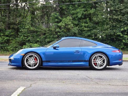 Used 2014 Porsche 911 Carrera RWD image 3