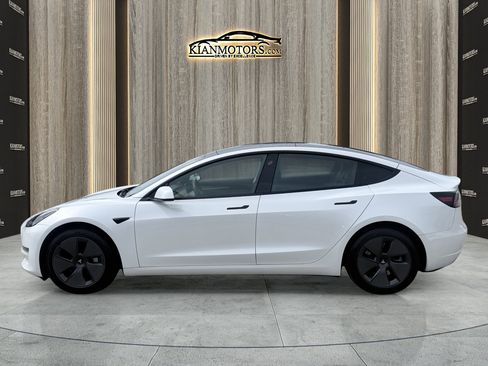 Used 2023 Tesla Model 3 Standard Range RWD image 7