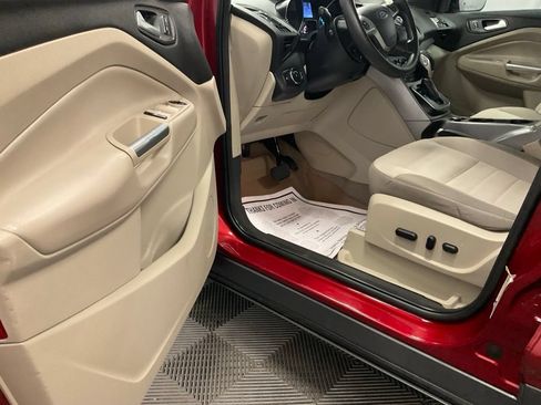 Used 2014 Ford Escape SE FWD image 13
