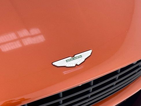 Used 2019 Aston Martin DB11 Volante RWD image 31