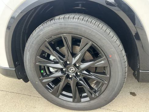 Certified 2025 MAZDA CX-5 Carbon Edition image 12