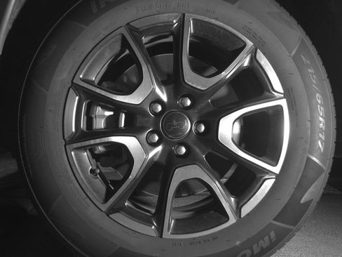 Used 2025 Jeep Compass Trailhawk AWD/4WD image 12