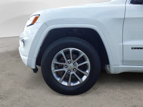 Used 2014 Jeep Grand Cherokee Overland AWD/4WD image 9