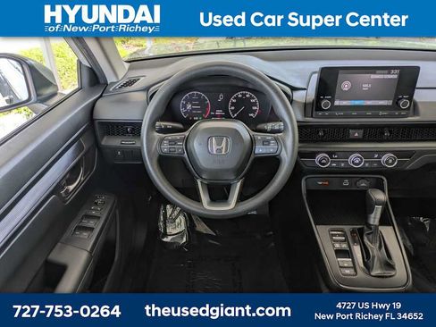 Used 2024 Honda CR-V LX image 17
