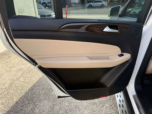 Used 2017 Mercedes-Benz GLS 450 GLS 450 Sport Utility 4D image 19