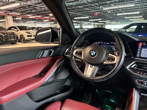 Used 2021 BMW X6 M50i w/ Premium Package AWD/4WD image 16
