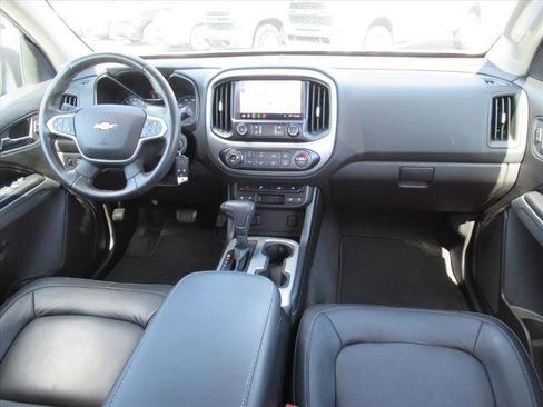 Used 2021 Chevrolet Colorado LT w/ LT Convenience Package image 12