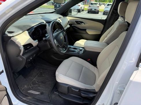 Used 2023 Chevrolet Traverse LS w/ LPO, Floor Liner Package AWD/4WD image 7