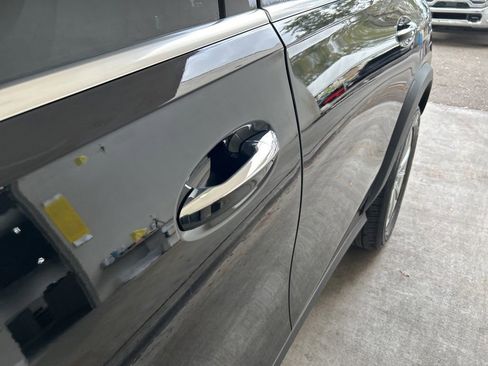 Used 2024 Mercedes-Benz GLE 450e 4MATIC image 14