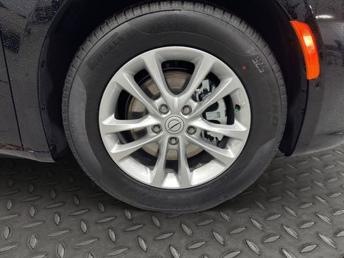 New 2026 Chrysler Pacifica Select image 14