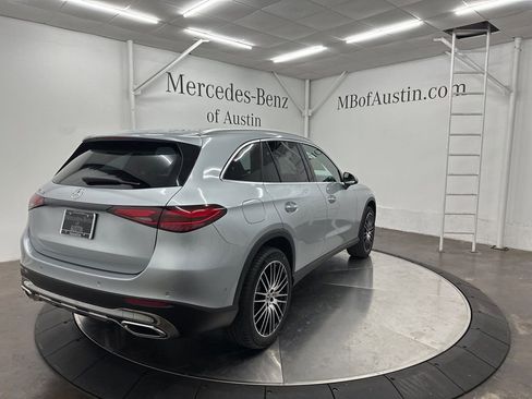 Used 2026 Mercedes-Benz GLC 300 image 7
