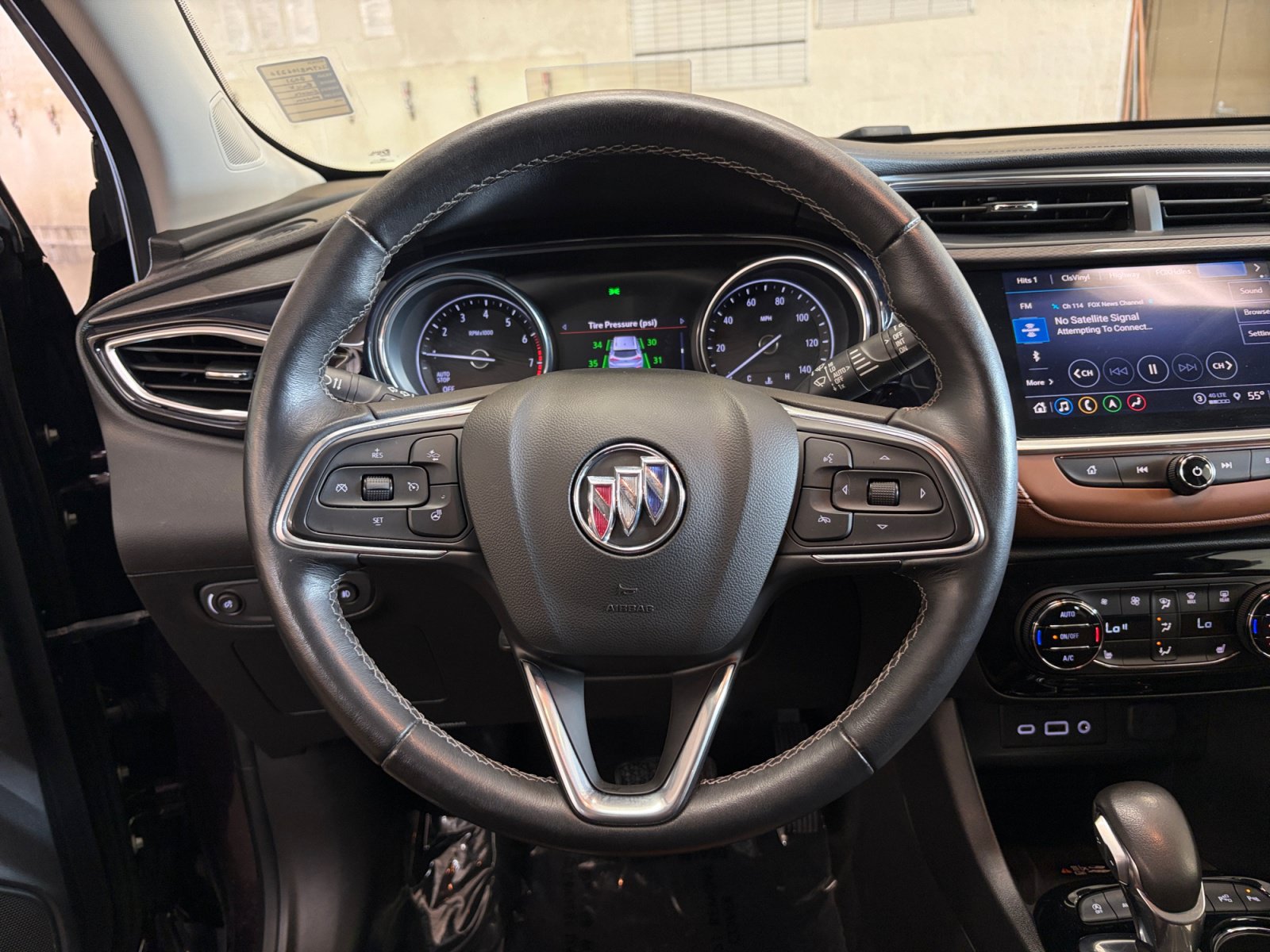 Used 2021 Buick Encore GX Essence w/ Advanced Technology Package AWD/4WD image 9