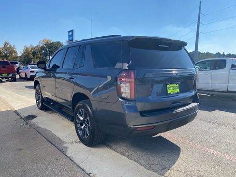 Used 2021 Chevrolet Tahoe Z71 image 3