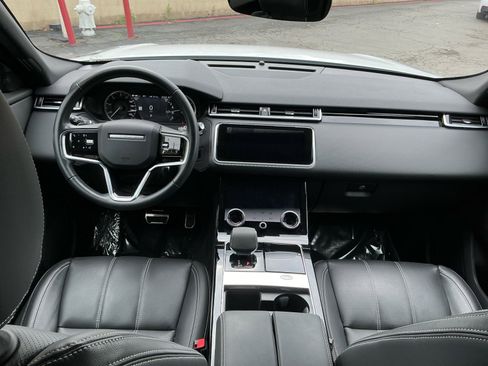 Used 2023 Land Rover Range Rover Velar R-Dynamic S image 17