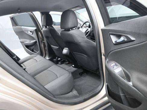 Used 2022 Chevrolet Malibu LS FWD image 18