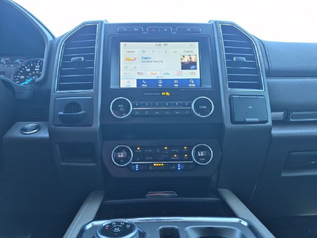 Used 2020 Ford Expedition XLT w/ Equipment Group 202A AWD/4WD image 27