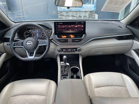 Certified 2023 Nissan Altima 2.5 SL FWD image 13