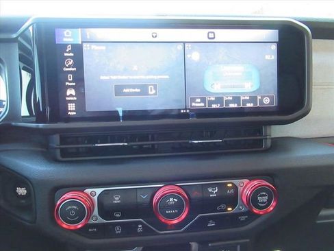 Certified 2024 Jeep Wrangler Sport AWD/4WD image 25