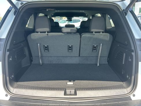 New 2026 GMC Acadia Elevation FWD image 28