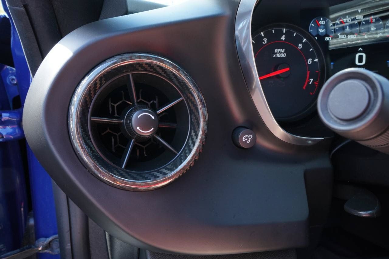 Used 2020 Chevrolet Camaro SS RWD image 23