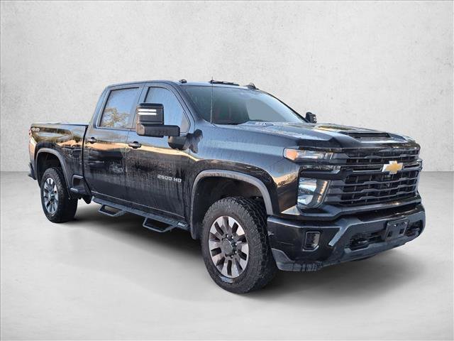 Used 2024 Chevrolet Silverado 2500 Custom w/ Custom Convenience Package AWD/4WD image 3