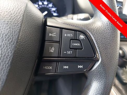 Used 2022 Toyota Sienna LE image 25