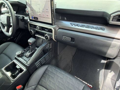 Certified 2024 Toyota Tacoma TRD Off-Road AWD/4WD image 35