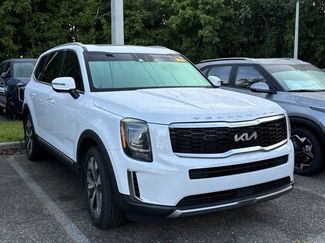 Used 2022 Kia Telluride S FWD video 1