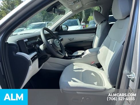Used 2025 Hyundai Tucson SEL image 11