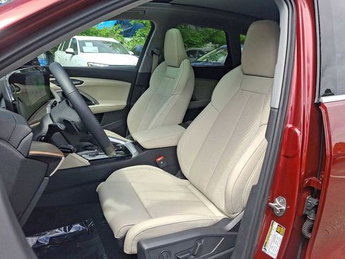 Used 2025 Audi Q5 Premium w/ Premium Plus AWD/4WD image 11