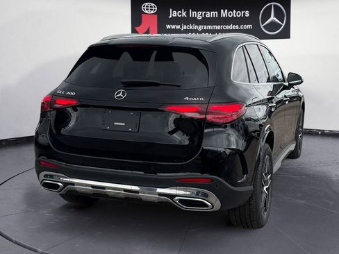 New 2026 Mercedes-Benz GLC 300 4MATIC image 5
