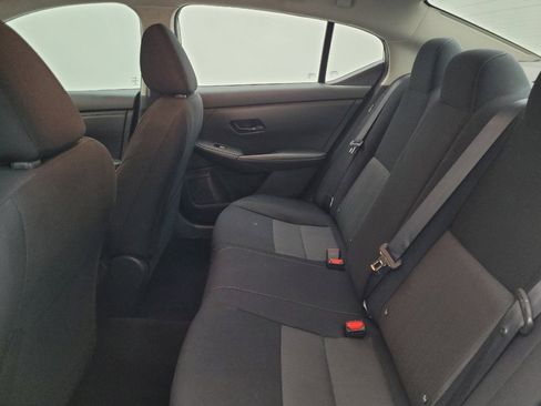 Used 2024 Nissan Sentra SV FWD image 18