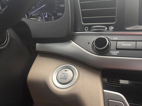 Used 2018 Hyundai Elantra Value Edition image 19