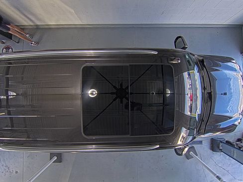 Used 2021 Chevrolet Tahoe High Country w/ Premium Package image 35