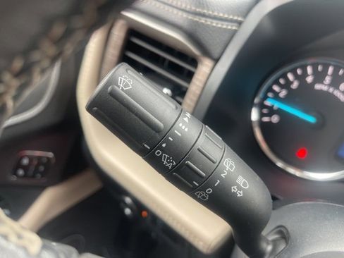 Used 2023 Ford Expedition Max Limited image 53