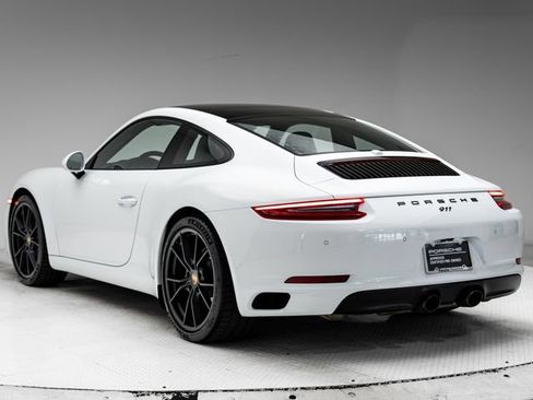 Certified 2018 Porsche 911 Carrera RWD image 3