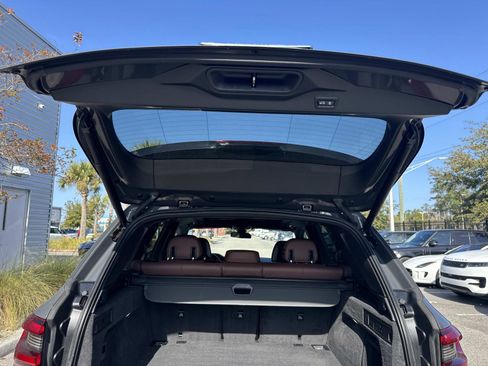 Used 2022 BMW X5 M50i w/ Executive Package image 12
