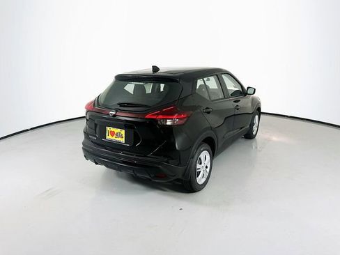 Used 2025 Nissan Kicks Play S FWD image 7